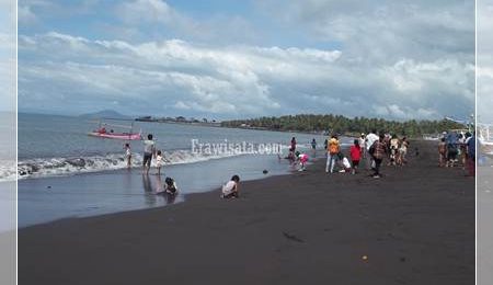 Read more about the article Pantai Blimbingsari Banyuwangi wisata dekat dengan bandara