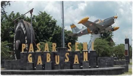 Read more about the article Pasar Seni Gabusan Bantul Pusatnya kerajinan yogyakarta